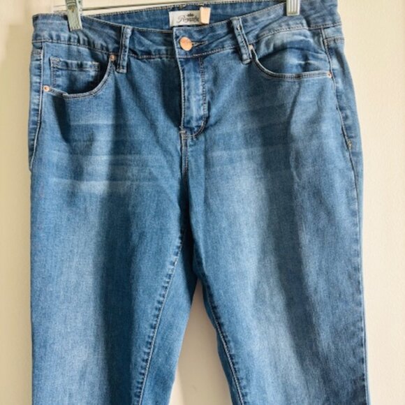 Royalty For Me Anklet Mid Rise Women's Blue Jeans Size 12 - Picture 3 of 8